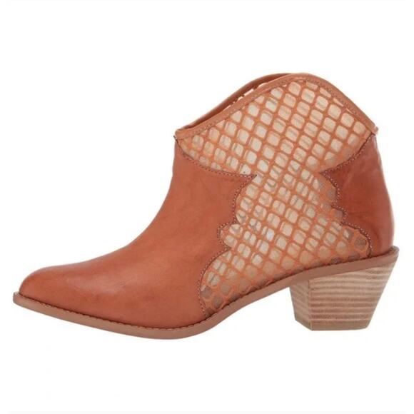 KELSI DAGGER Keenan Leather Mesh Cut Out Ankle Boots 10 NWOT Tan Western Heel - Picture 2 of 8